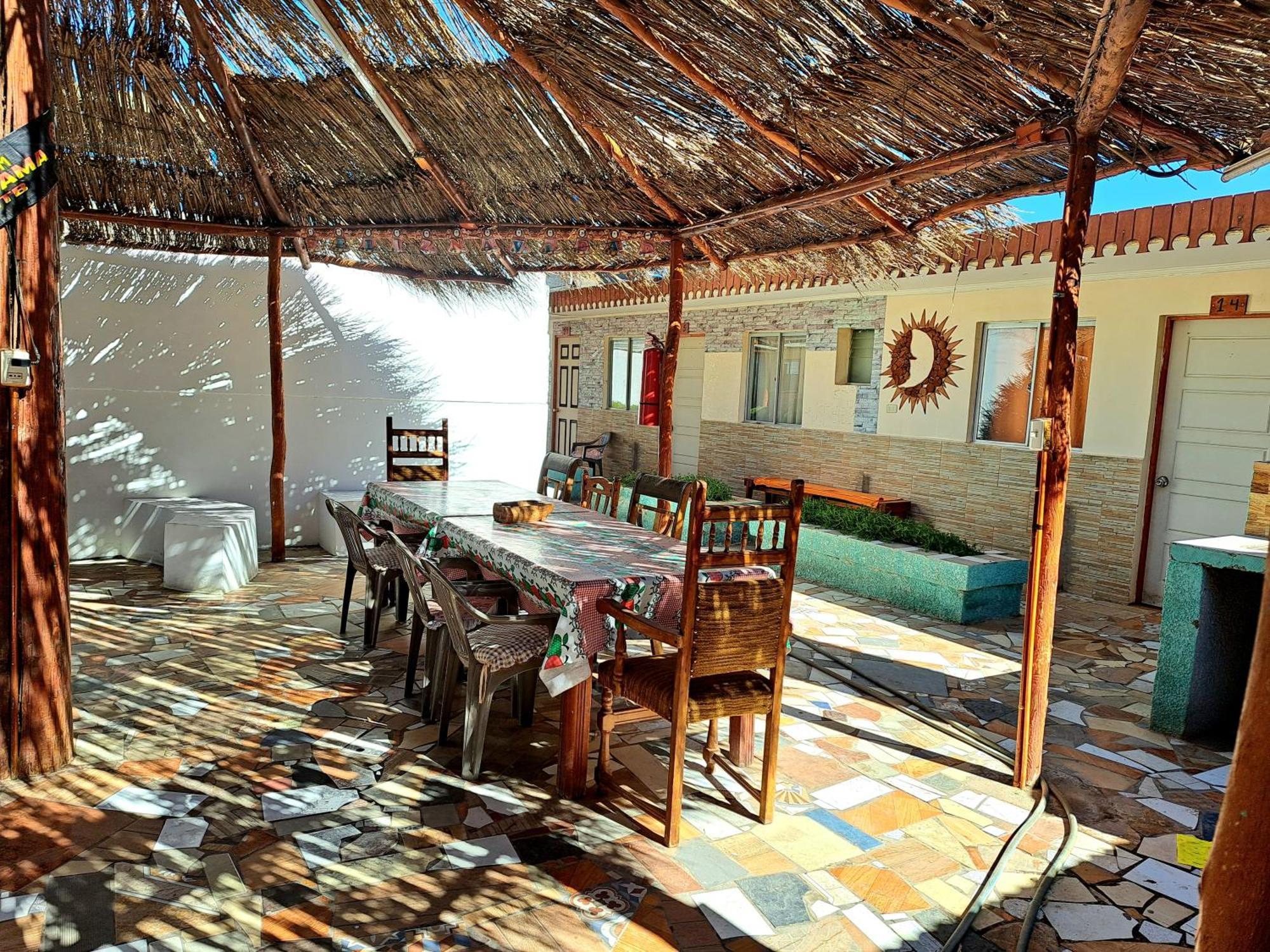 Hostal El Amigo Lucho San Pedro de Atacama Buitenkant foto